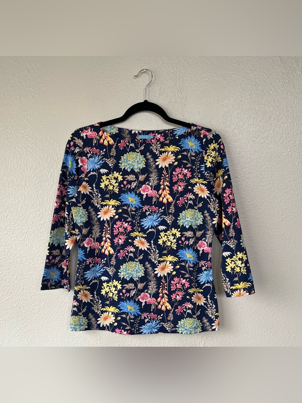 J. McLaughlin Wavesong Botonical Boatneck Top size Small
